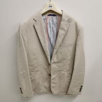 A gents Brook Taverner cotton and linen jacket (size 40 long) with padded shoulders.