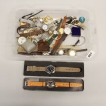 A quantity of mixed watches.