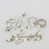 A quantity of 925 silver and pearl jewellery including earrings, rings and a bracelet.