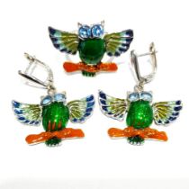 A pair of 925 silver enamelled owl shaped drop earrings and matching ring set with blue topaz, L.