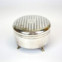 A continental silver velvet lined jewellery casket stamped MH90 for .900 silver, Dia. 9.5cm. D.