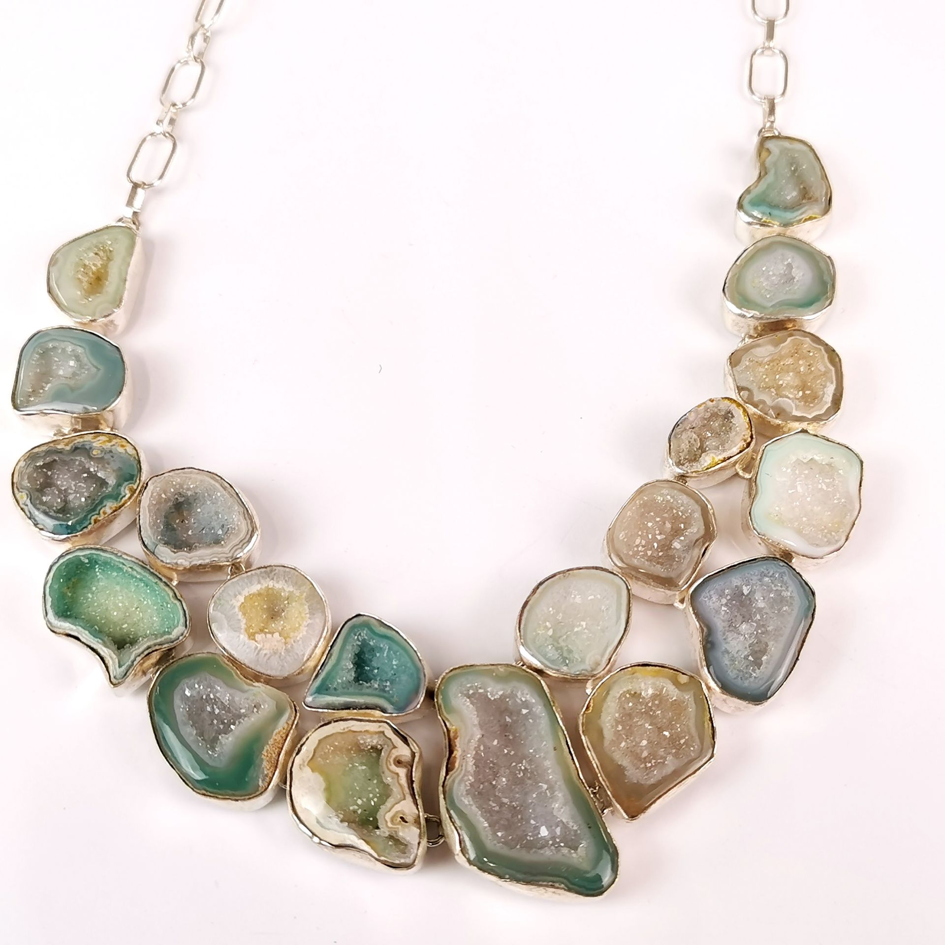 An impressive silver necklace inset with rock crystal geodes. - Image 2 of 2