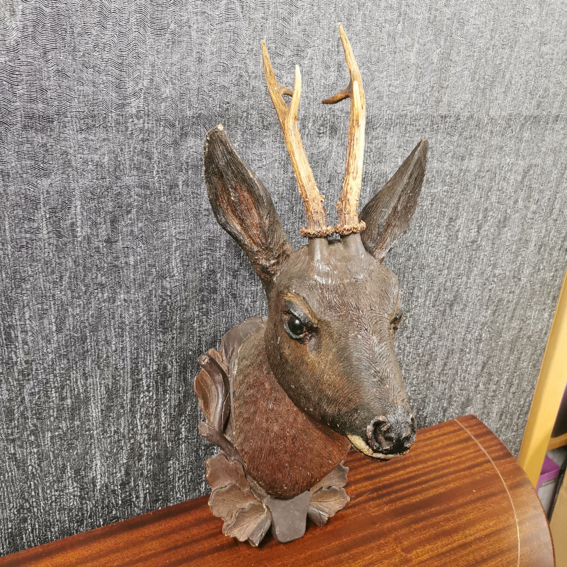 A large 19th C. Black Forest carved wooden deer head with real antlers, H. 54cm. - Image 3 of 5