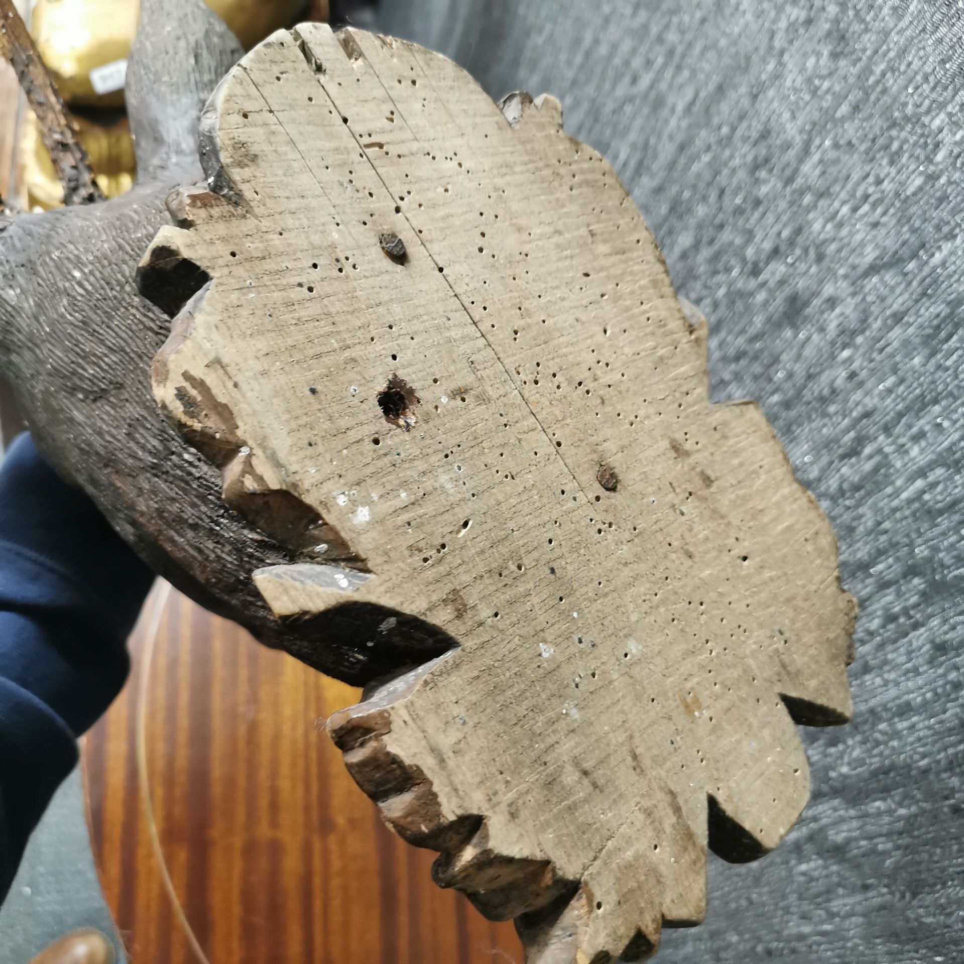 A large 19th C. Black Forest carved wooden deer head with real antlers, H. 54cm. - Image 4 of 5