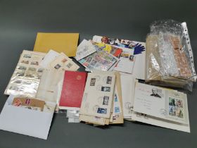 A quantity of mixed stamps.