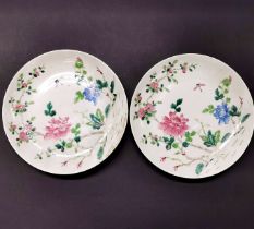 A pair of 19th/early 20th century Chinese hand enamelled porcelain dishes, Dia. 23cm.