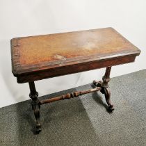 A burr walnut veneered and inlaid games table, 96 x 75 x 42cm.