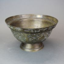 An early 20th century bronze/brass bowl, Dia. 26cm, H. 14cm.