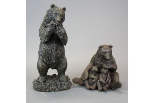 A detailed cast bronze figure of a bear, H. 28cm, together with a further bronze bear. - Image 1 of 2