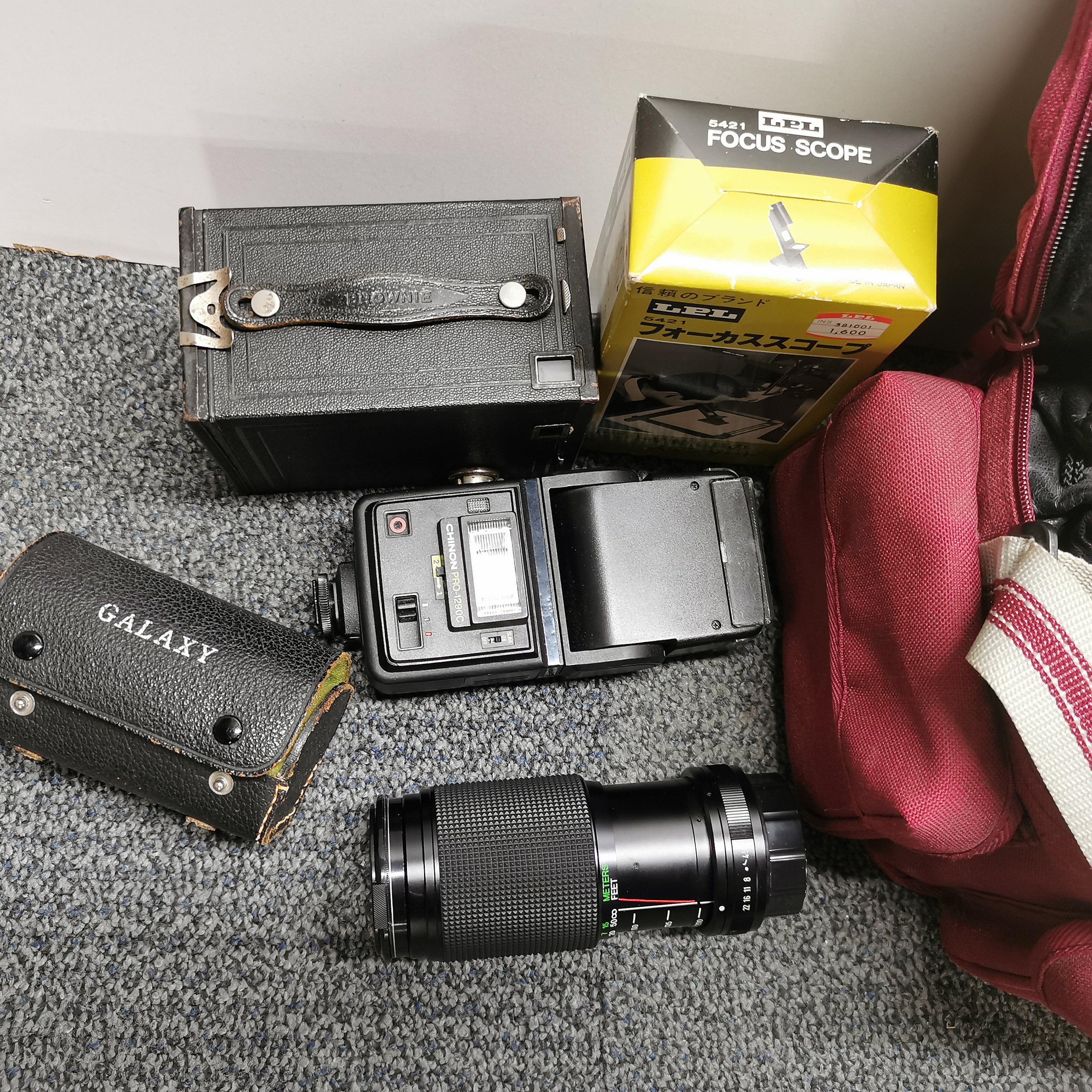 A quantity of photographic equipment. - Image 3 of 3