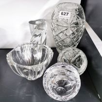 A quantity of mixed good crystal glassware.