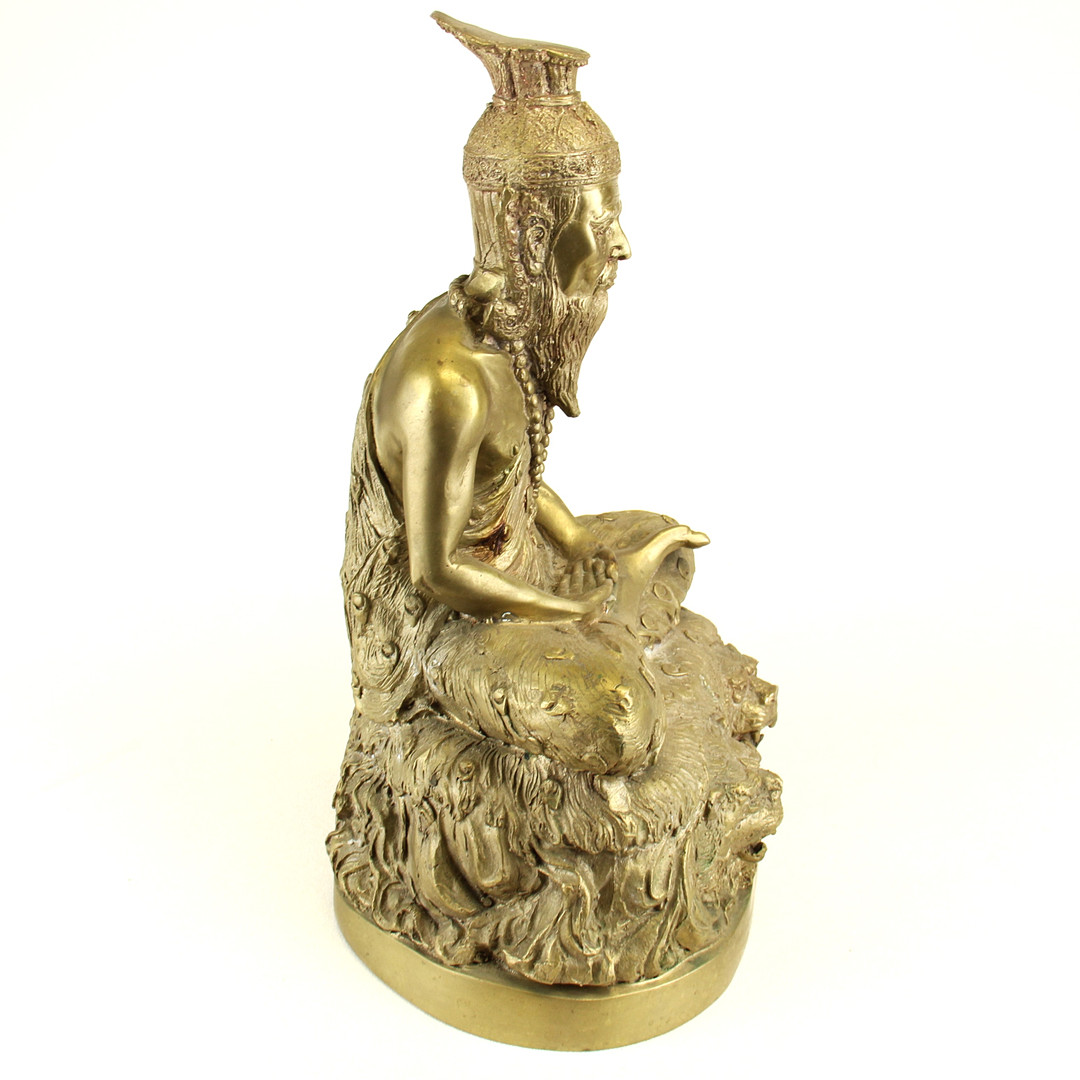 A bronzed brass figure of a seated deity, H. 41.5cm. - Bild 6 aus 6