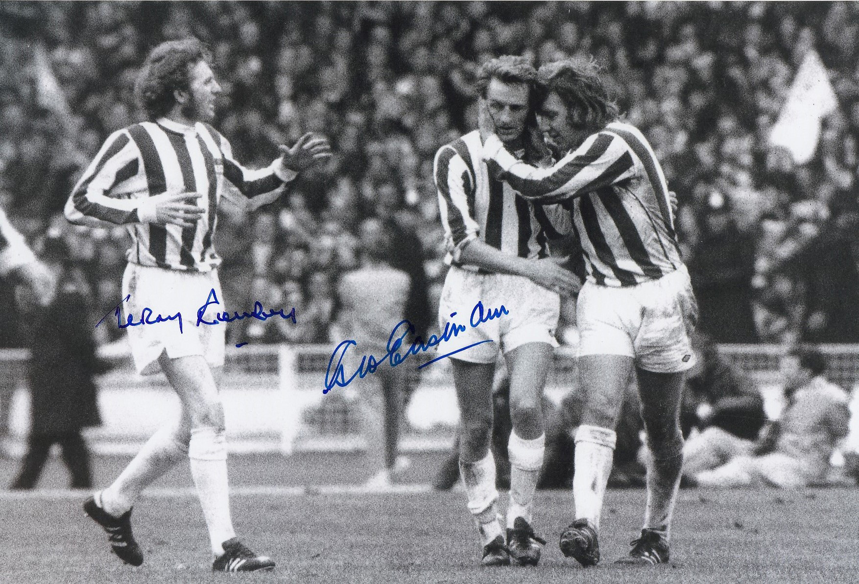 Autographed George Eastham 12 X 8 Photo - B/W, Depicting Stoke City's George Eastham Celebrating