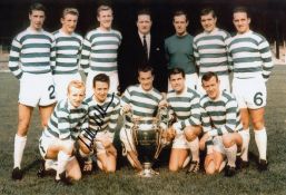 Autographed Willie Wallace 12 X 8 Photo - Col, Depicting Celtic's 1967 European Cup Winning Team And