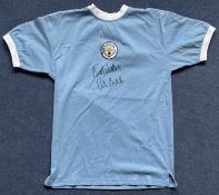Man City FC Legend Colin Bell Signed Manchester City FC Vintage Retro Replica Shirt. With Original