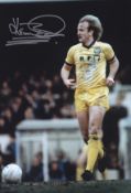Autographed Kenny Burns 12 X 8 Photo - Col, Depicting Leeds United's Kenny Burns In Full Length
