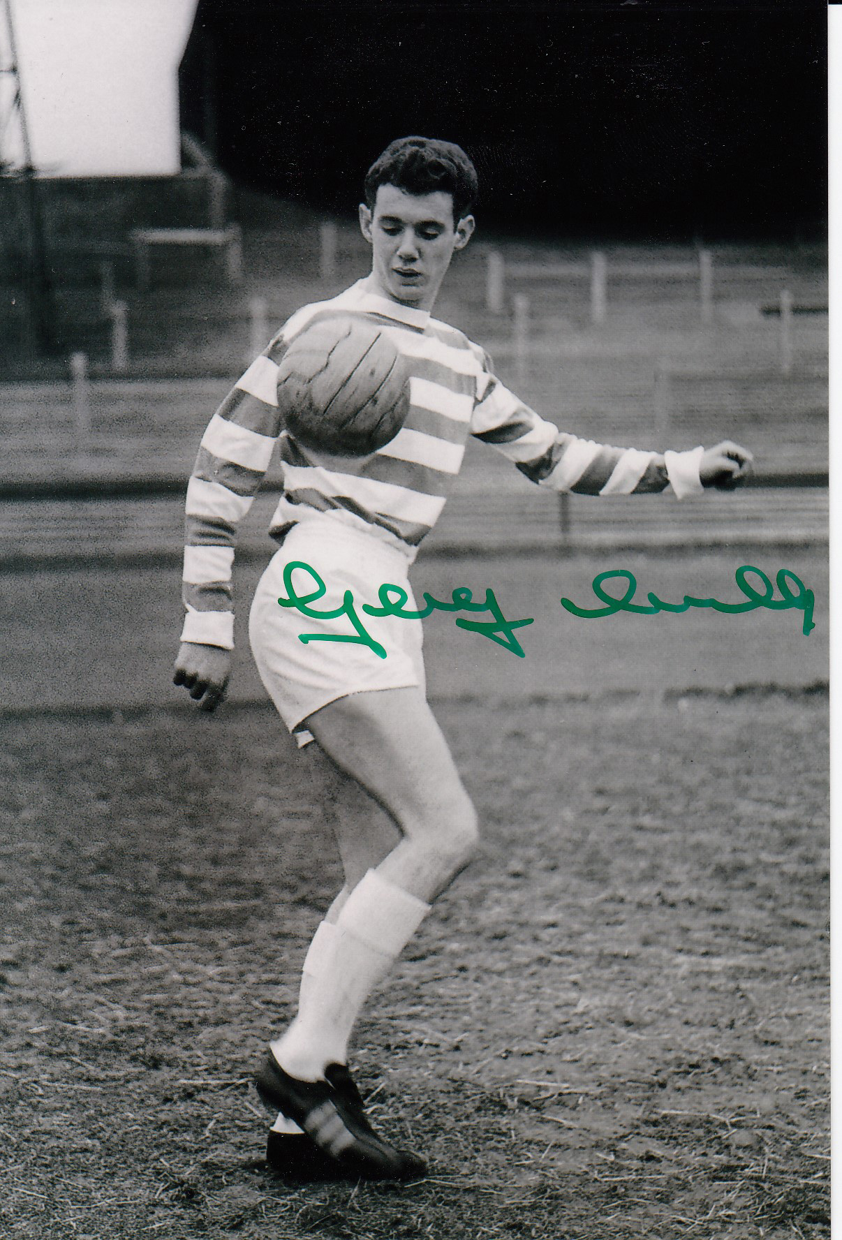 Autographed George Connelly 6 X 4 Photo - B/W, Depicting Celtic Midfielder George Connelly