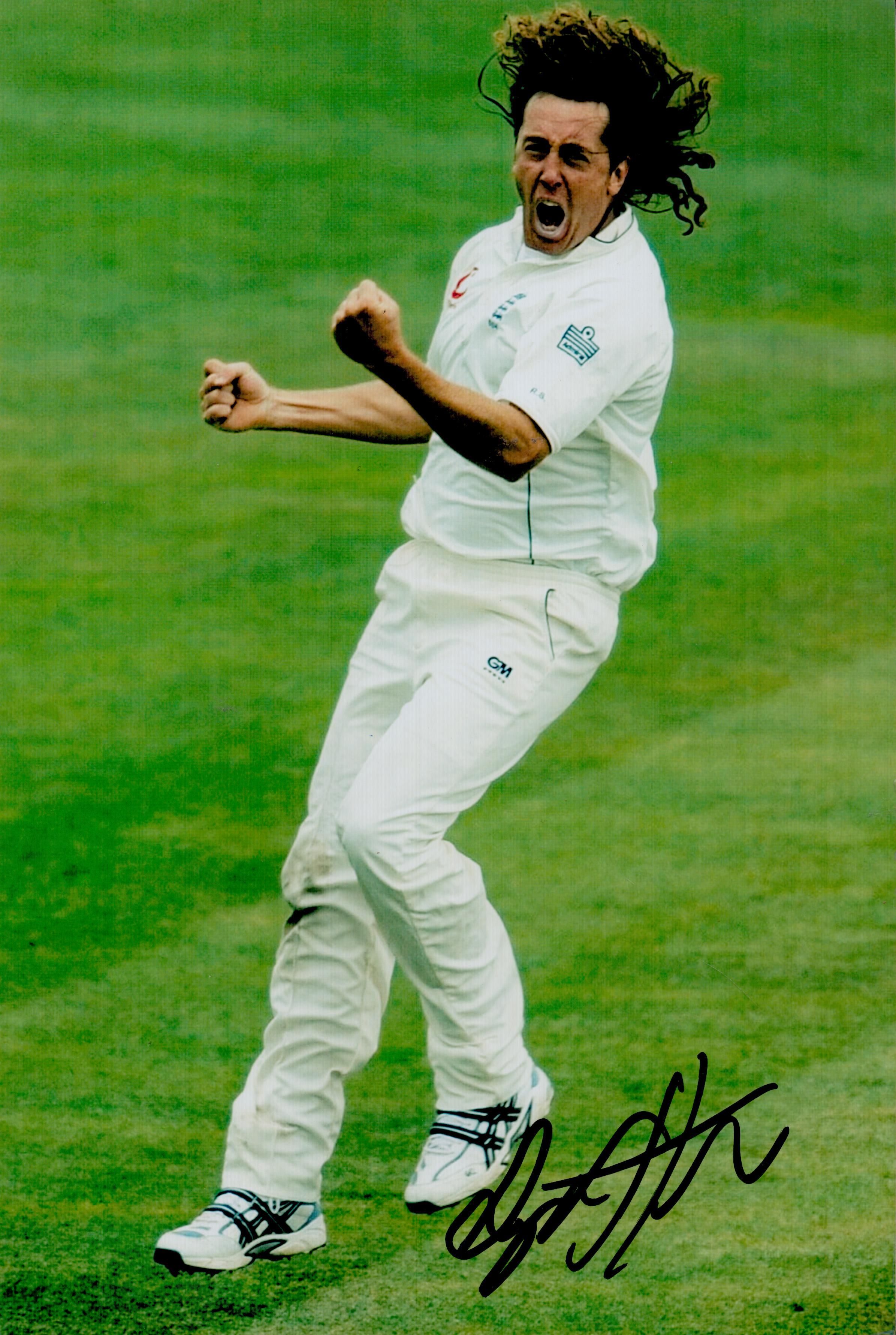 Ryan Sidebottom signed 12x8 colour photo. Ryan Jay Sidebottom (born 15 January 1978) is a former