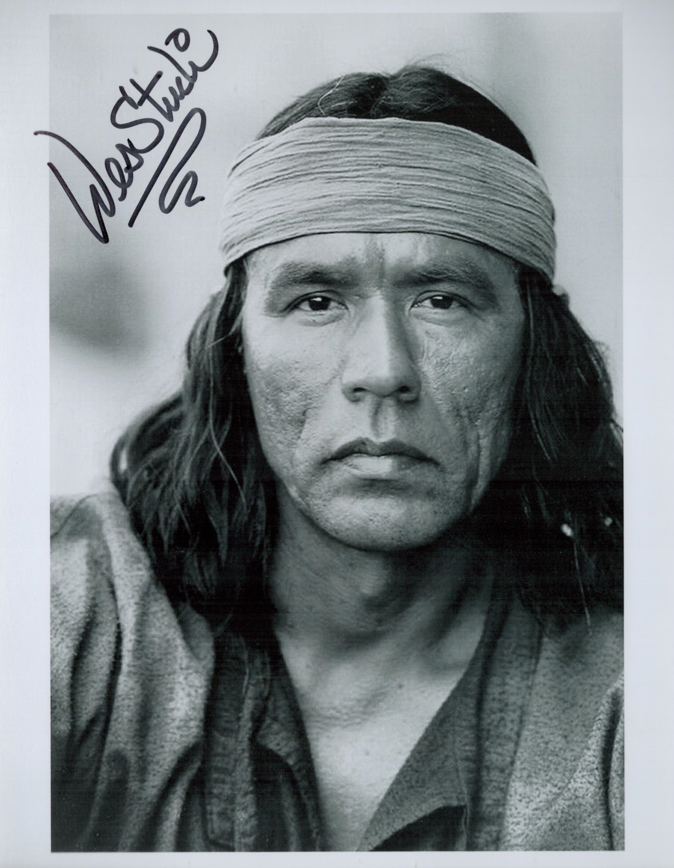 Wes Studi signed 10x8 black and white photo. Studi is a Native American actor and film producer.