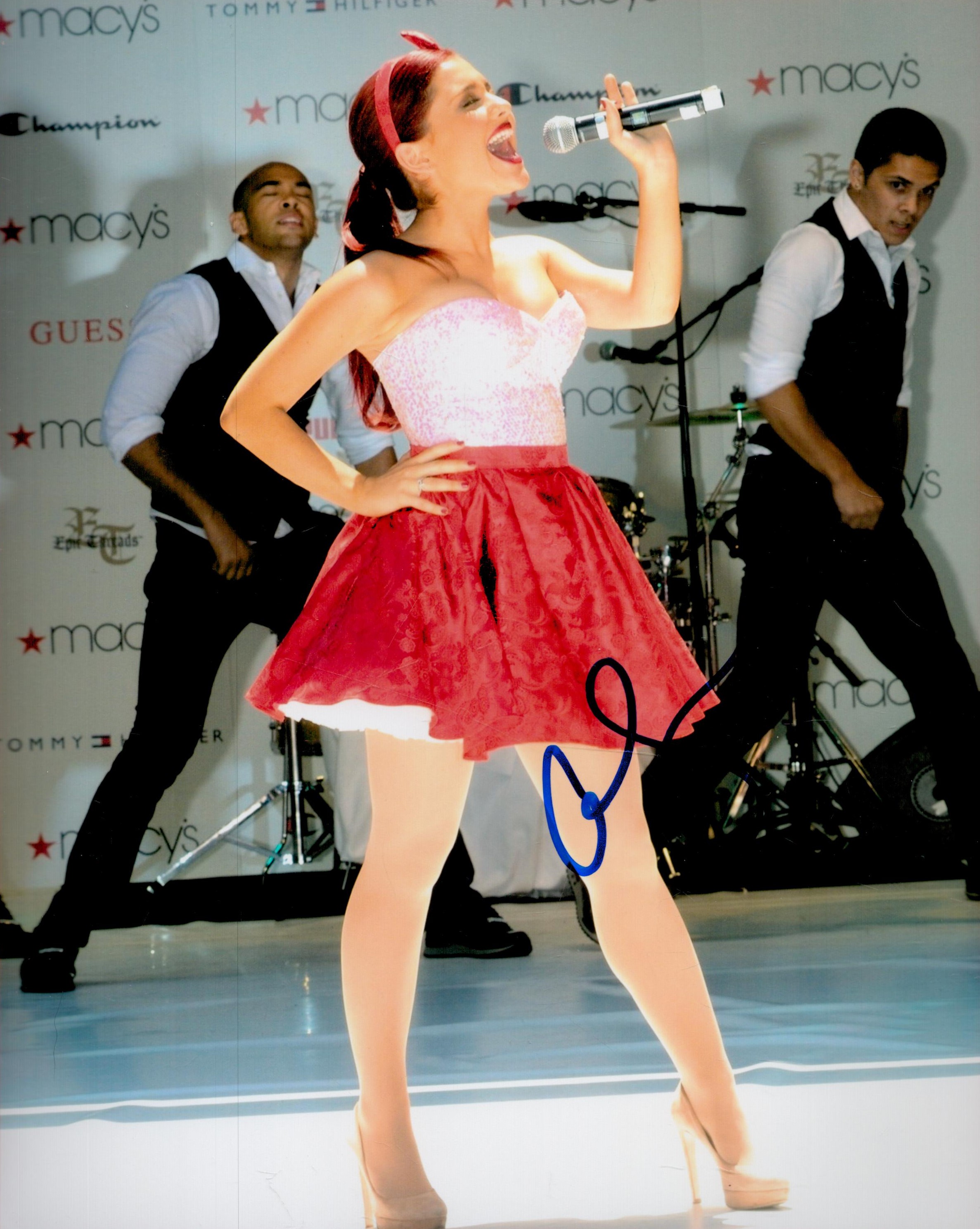 Ariana Grande signed 10x8 colour photo. All autographs come with a Certificate of Authenticity. We