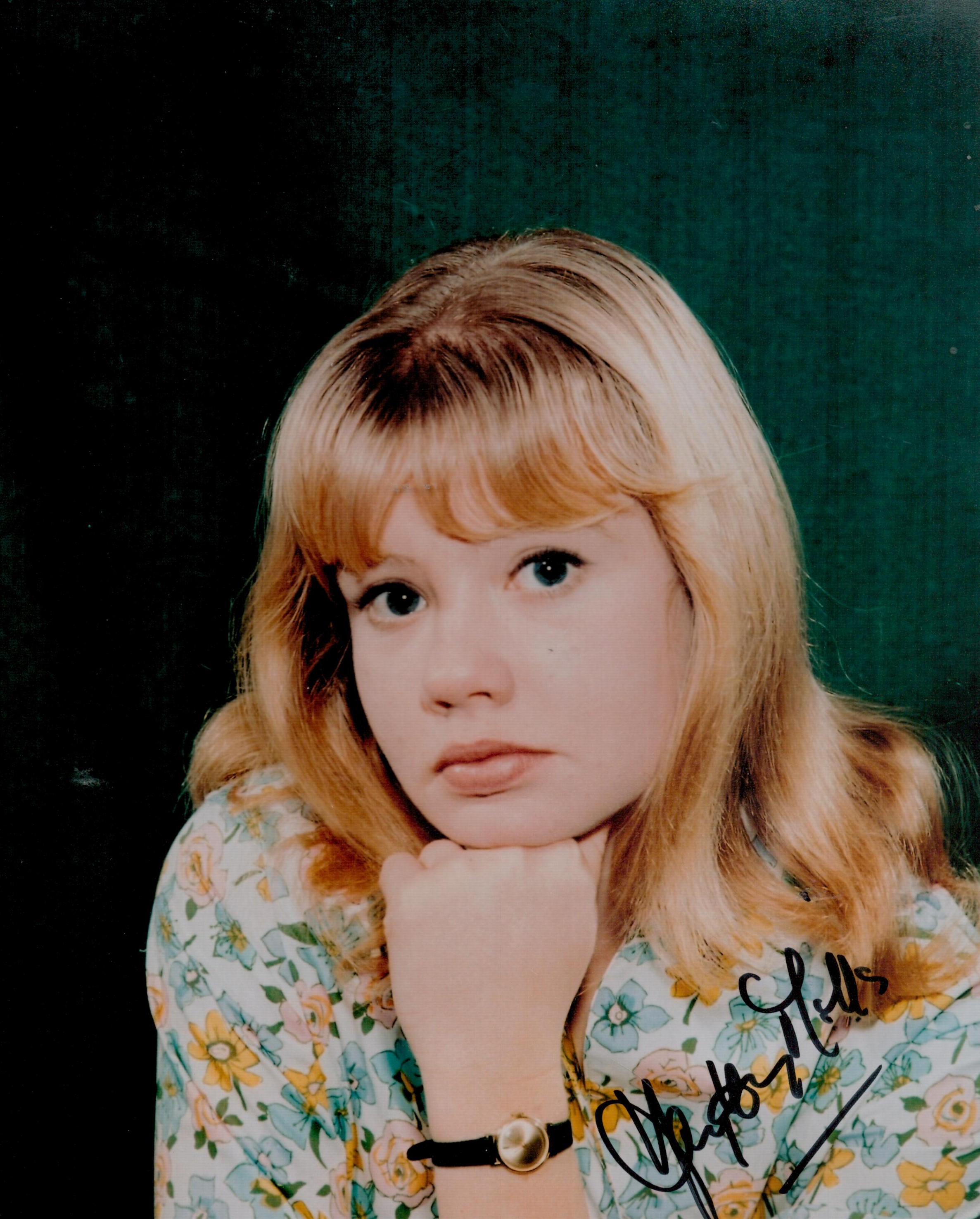 Hayley Mills signed 10x8 colour photo. Mills is an English actress. The daughter of Sir John Mills