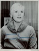 Tammy Grimes signed 10x8 black and white photo. Grimes was an American film and stage actress.