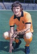 Football Autographed Hugh Curran 12 X 8 Photo - Col, Depicting Wolves Centre-Forward Hugh Curran
