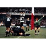 Football Autographed Fergus Slattery 12 X 8 Photo - Col, Depicting A Superb Image Showing Irelands