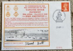 Yangtse River incident 40th ann Navy cover signed by HMs Amethyst veteran Lt Cdr Stuart Hett. All