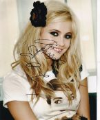 Pixie Lott Chart Topping Singe r 10x8 inch Signed Photo. Good Condition. All autographs come with