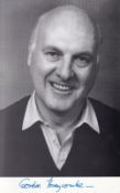 Gordon Honeycombe Late Great Newsreader 8x6 inch Signed Photo. Good Condition. All autographs come