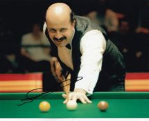 Willie Thorne Late Great Snooker Player 10x8 inch Signed Photo. Good Condition. All autographs