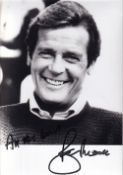 Roger Moore James Bond, The Saint Actor 6x4 inch Signed Photo. Good Condition. All autographs come