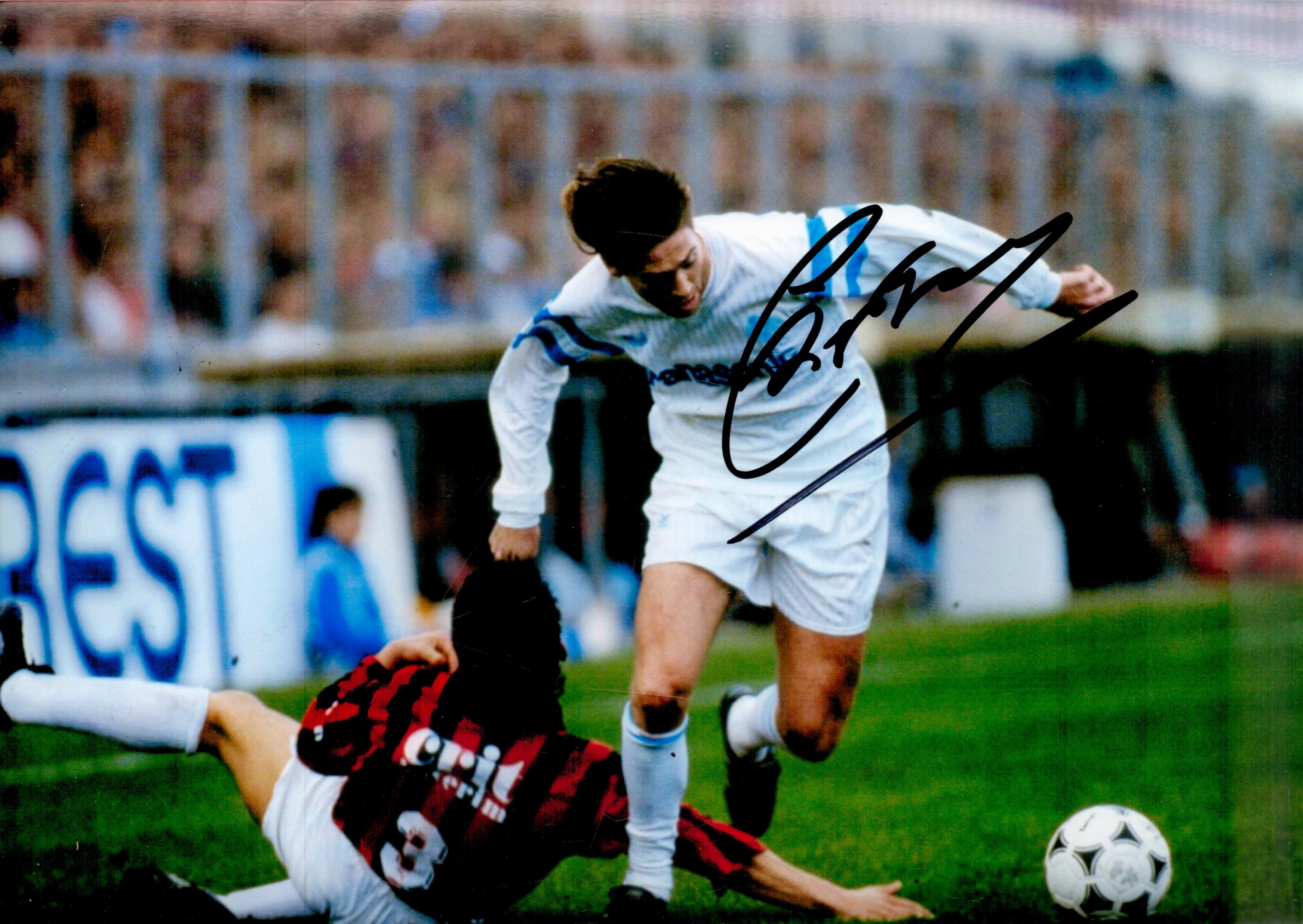 Football Chris Waddle signed Marseille 12x8 colour photo. Good Condition. All autographs come with a
