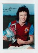Football John Gidman signed 16x12 Aston Villa colour print pictured with the League cup in 1977.
