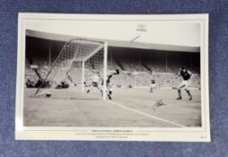 Jimmy Robson signed 1962 FA Cup Final Robson Scores! 16x12 black and white print. Jimmy Robson