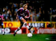 Football Jurgen Klinsmann signed Bayern Munich 16x12 colour photo. Good Condition. All autographs