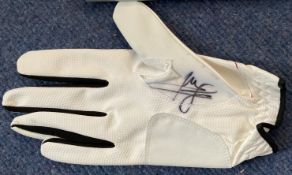 Golf Rafael Cabrera-Bello Signed Xtra Large Golfing Glove. Good Condition. All autographs come