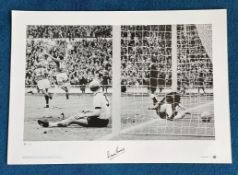 Martin Peters signed 22x16 Big blue tube Cup Kings Series black and white print picturing Peters