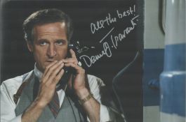 Daniel J Travanti signed 12x8 colour photo. American actor. He is best known for playing police