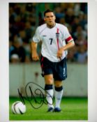 Former England FC Star David Dunn Signed 10x8 inch Colour Photo. Good condition. All autographs come