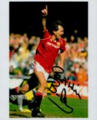 Bryan Robson signed Manchester United 10x8 colour photo. Bryan Robson OBE (born 11 January 1957)