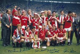 Football Autographed Man United 1985 12 X 8 Photo : Col, Depicting A Wonderful Image Showing Man