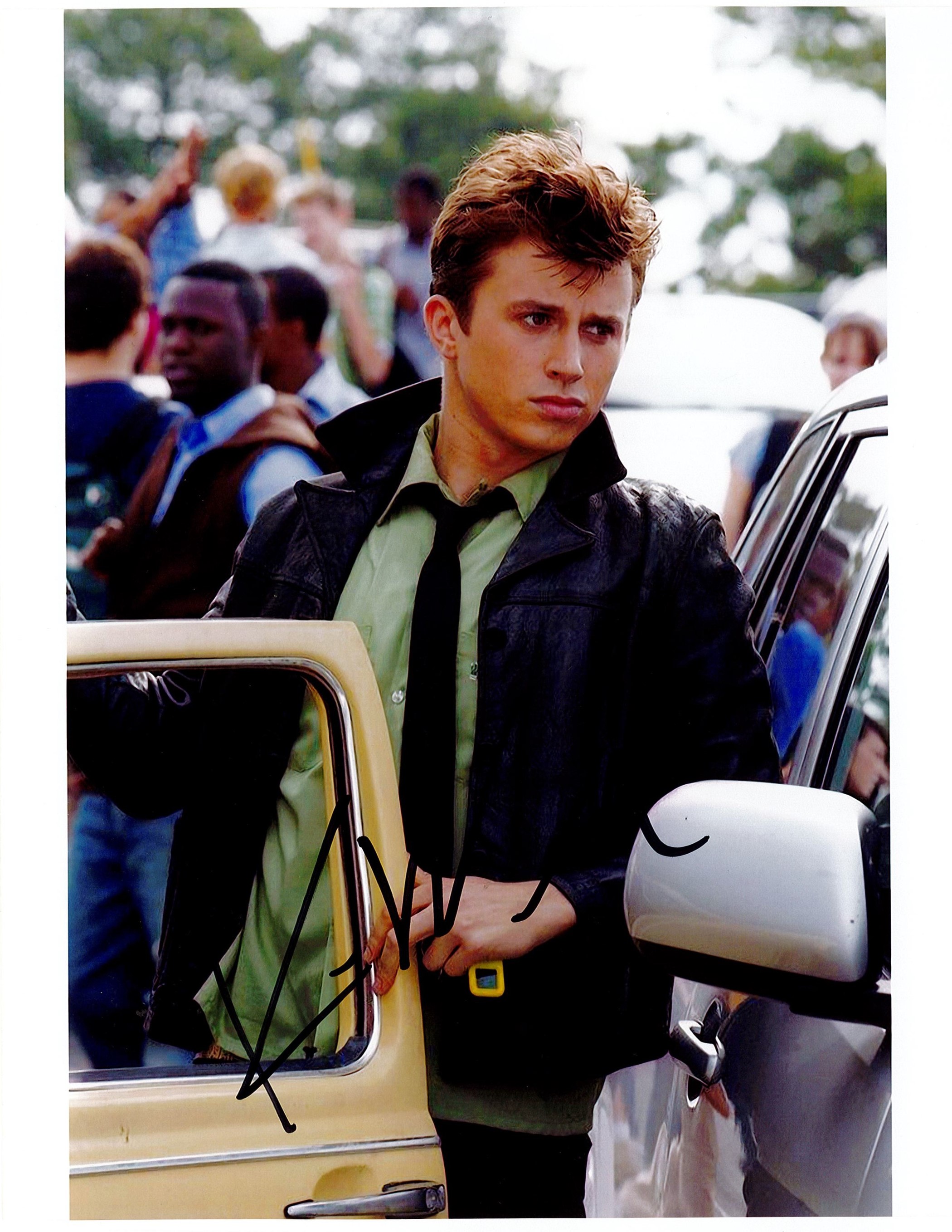 Kenny Wormald Signed 10x8 inch Colour photo. Signed in blue ink. Good condition. All autographs come