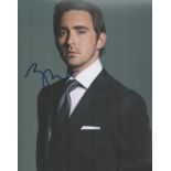 Lee Pace signed 10x8 colour photo. Pace is an American actor. He is known for starring as