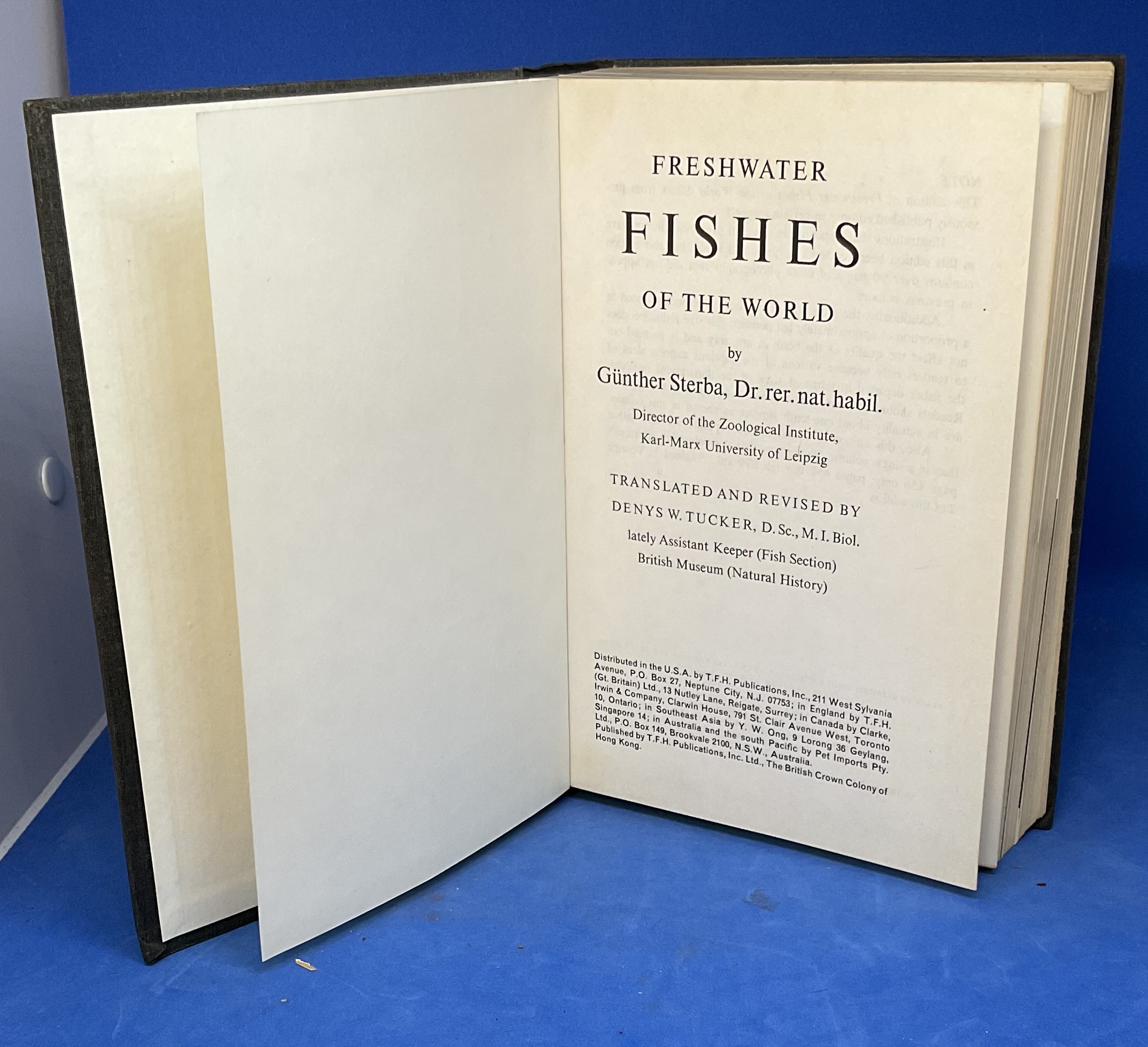 Freshwater Fishes of the World Vol.1 & Vol.2 By Dr. Günther Sterba, Dated 1973 456 page & 877 Page - Image 2 of 4