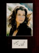 Singer, Amy Grant mounted signature piece, overall size 16x12. This beautiful item features a colour