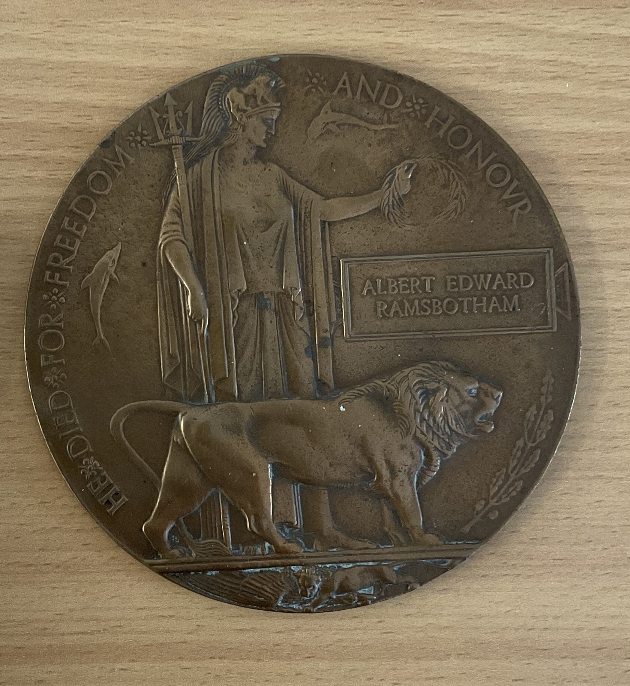 WW1 Death Plaque for Sgt Walter Basey of 2nd Battalion Yorkshire Regiment. Bronze Plated Plaque