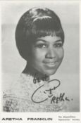 Aretha Franklin (1942-2018) Singer 'Queen Of Soul' Signed Vintage Promo Photo. Good condition. All