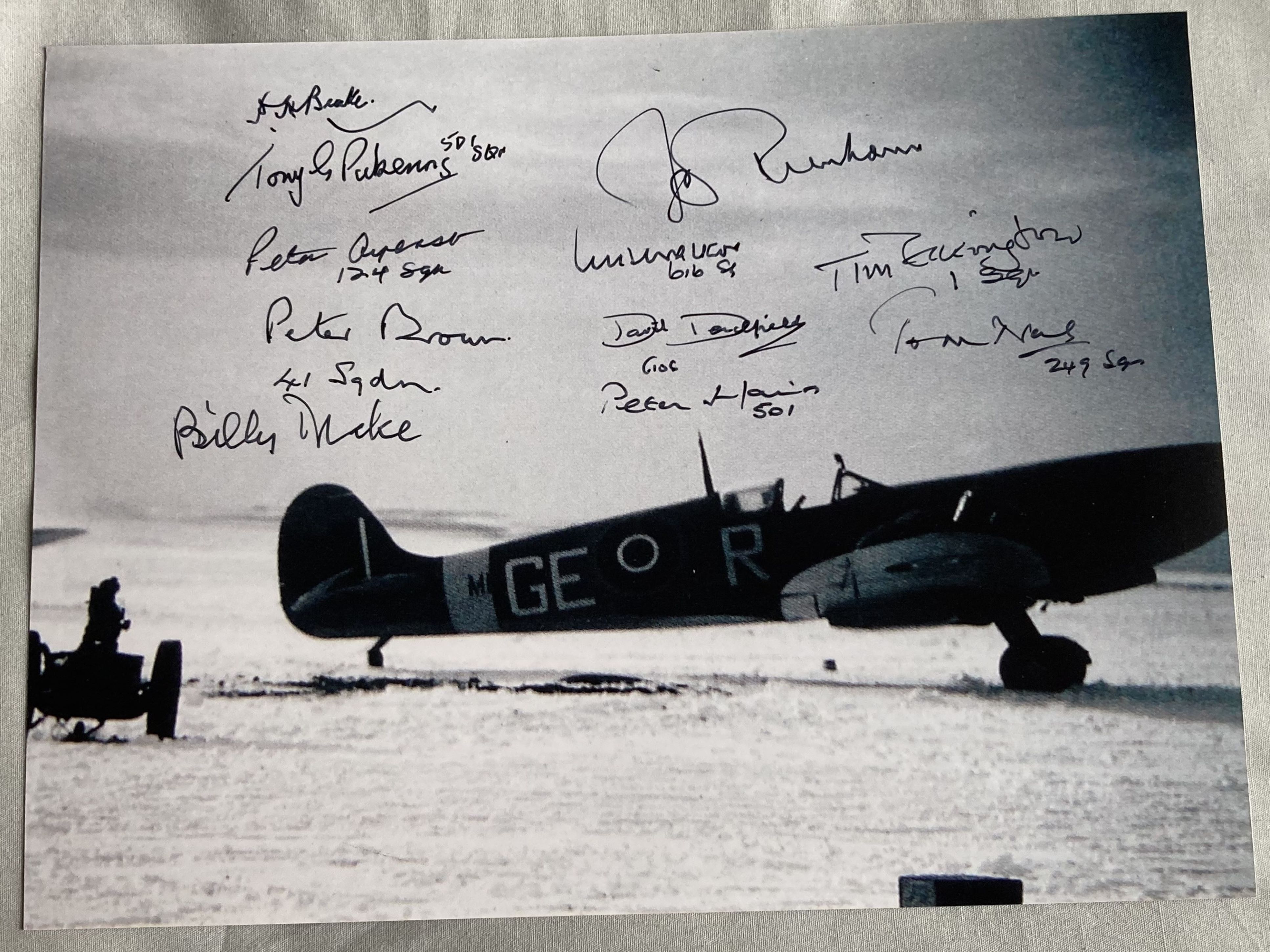 WW2 Fighter Command 1939 - 45 multiple signed hard back boon by David Oliver. Has 10 x 8 inch b/w - Image 2 of 2